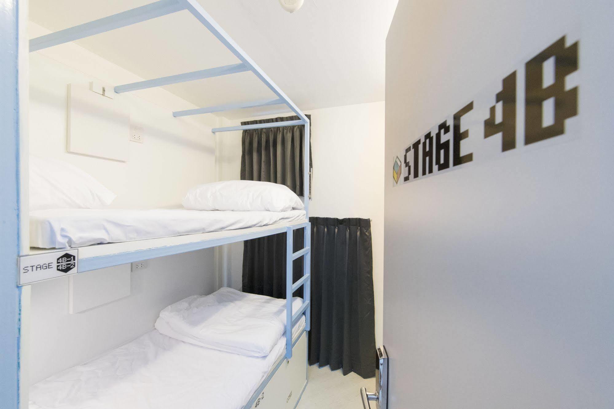 Pixellar Hostel バンコク都 エクステリア 写真