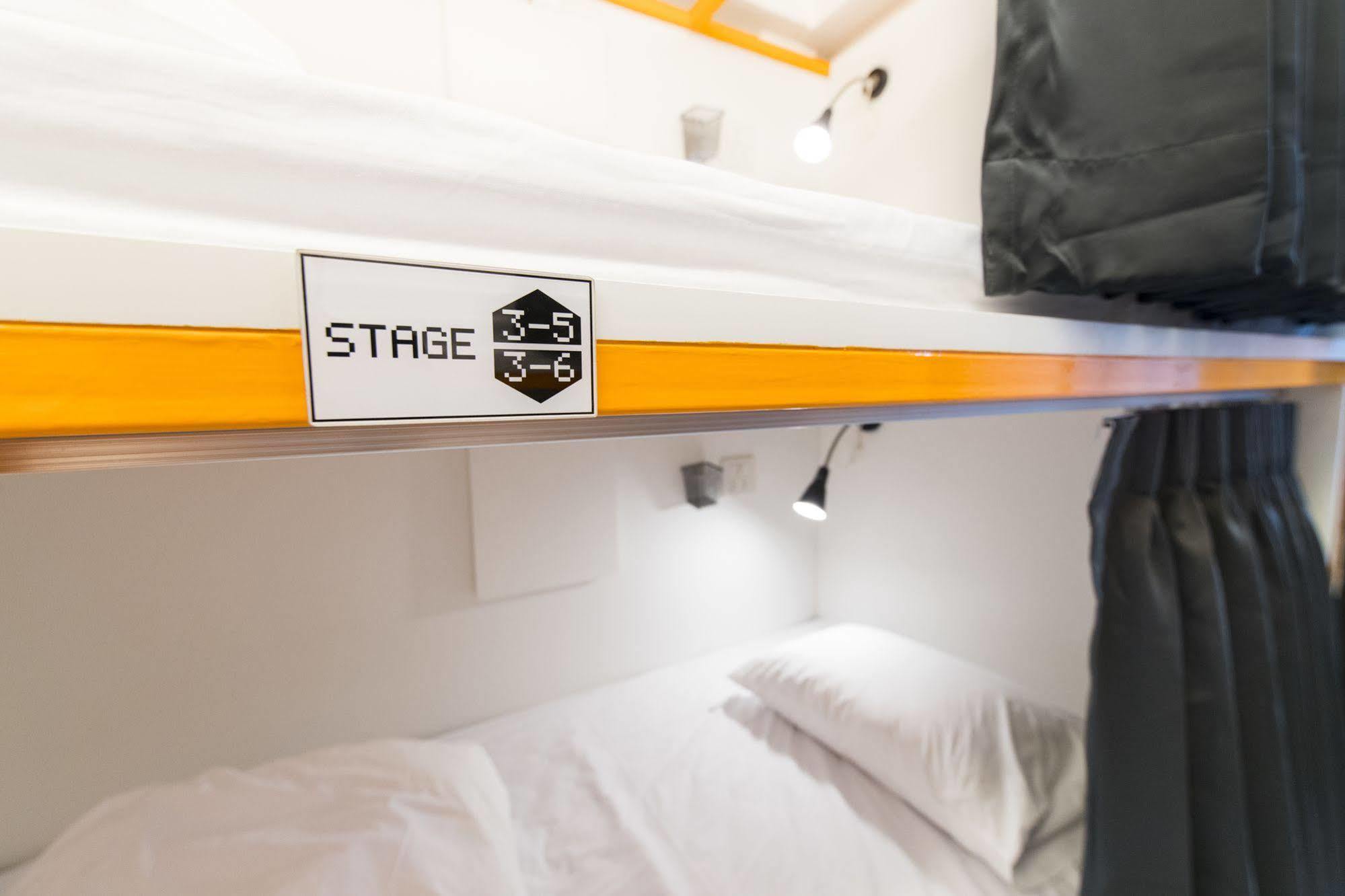 Pixellar Hostel バンコク都 エクステリア 写真