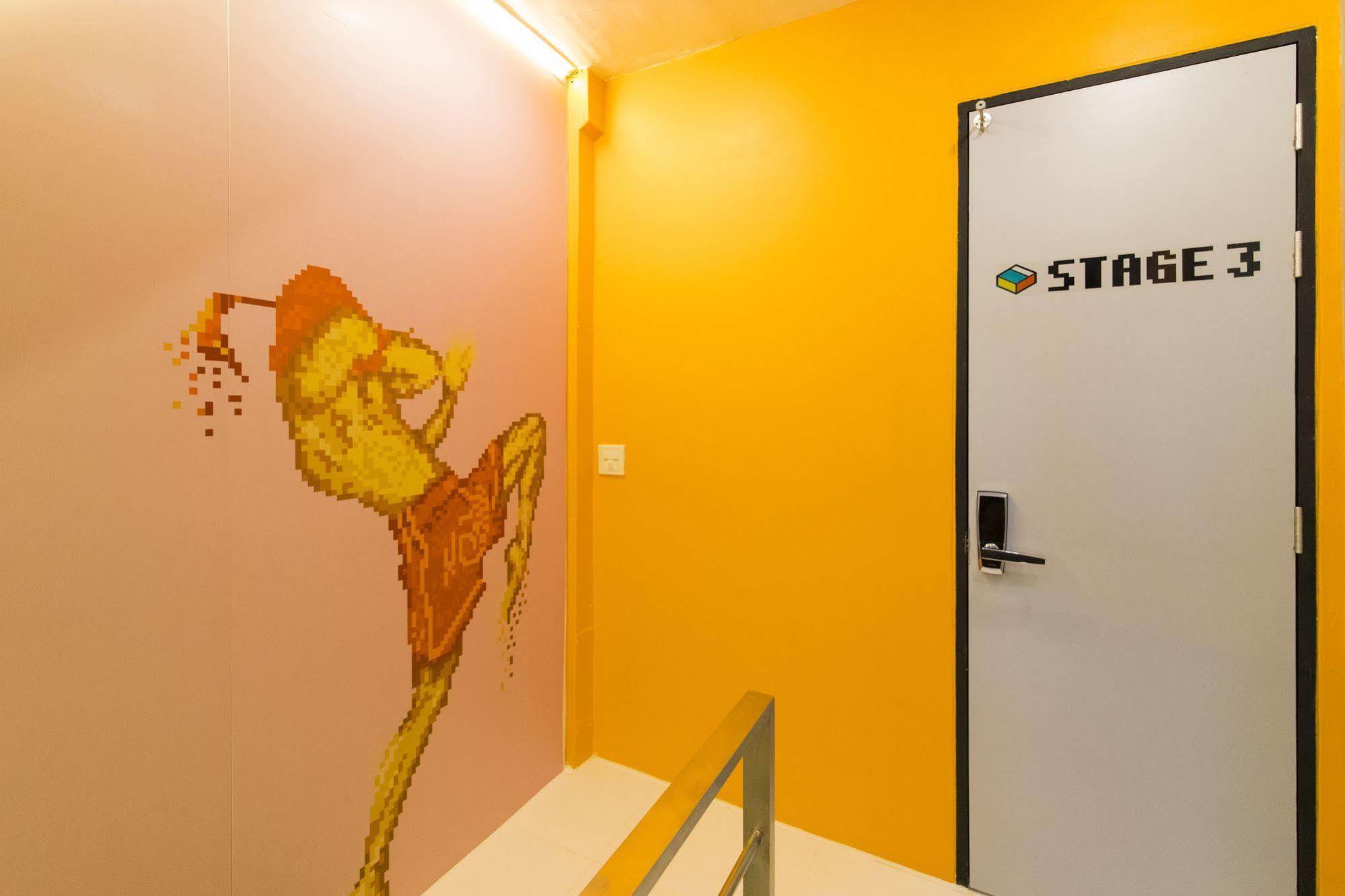 Pixellar Hostel バンコク都 エクステリア 写真